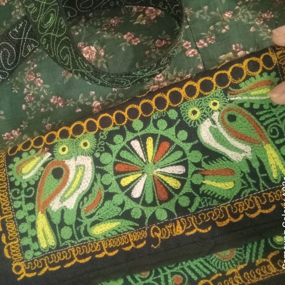 Gorgeous Owl/Bird Stitched Crossbody